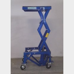 Motorcykelift m. hjul 135 kg fod-snkning