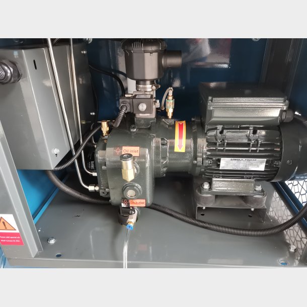 Scrollkompressor 2,2Kw, 360l/m, 10bar, 200l tank