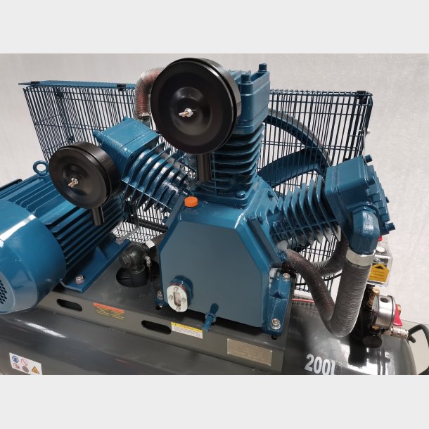 Kompressor 7,5Kw, 1000l/m, 12,5bar, 200l tank