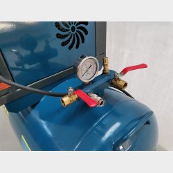 Scrollkompressor 4,5Kw, 670l/m, 10bar, 300l tank