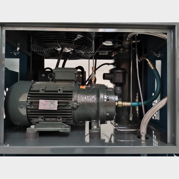 Scrollkompressor 4,5Kw, 670l/m, 10bar, 300l tank