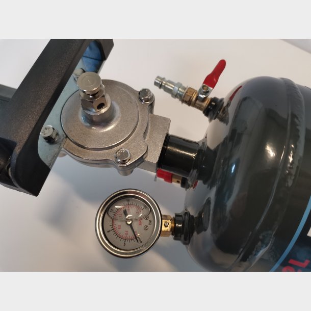 Booster, 12L hndholdt