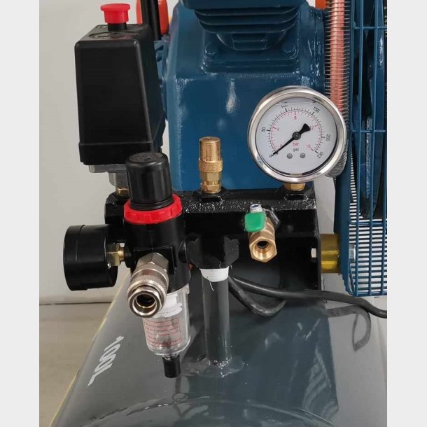Kompressor 2,2Kw, 300l/m, 10bar, 100l tank